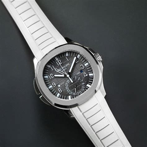 patek philippe aquanaut bracelet caoutchouc